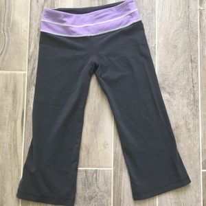 Lululemon Reversible Yoga Crops - size 6